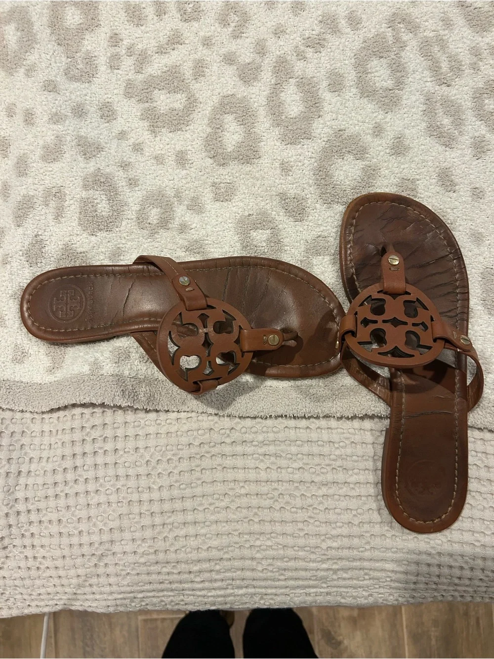 Tory Burch signature logo